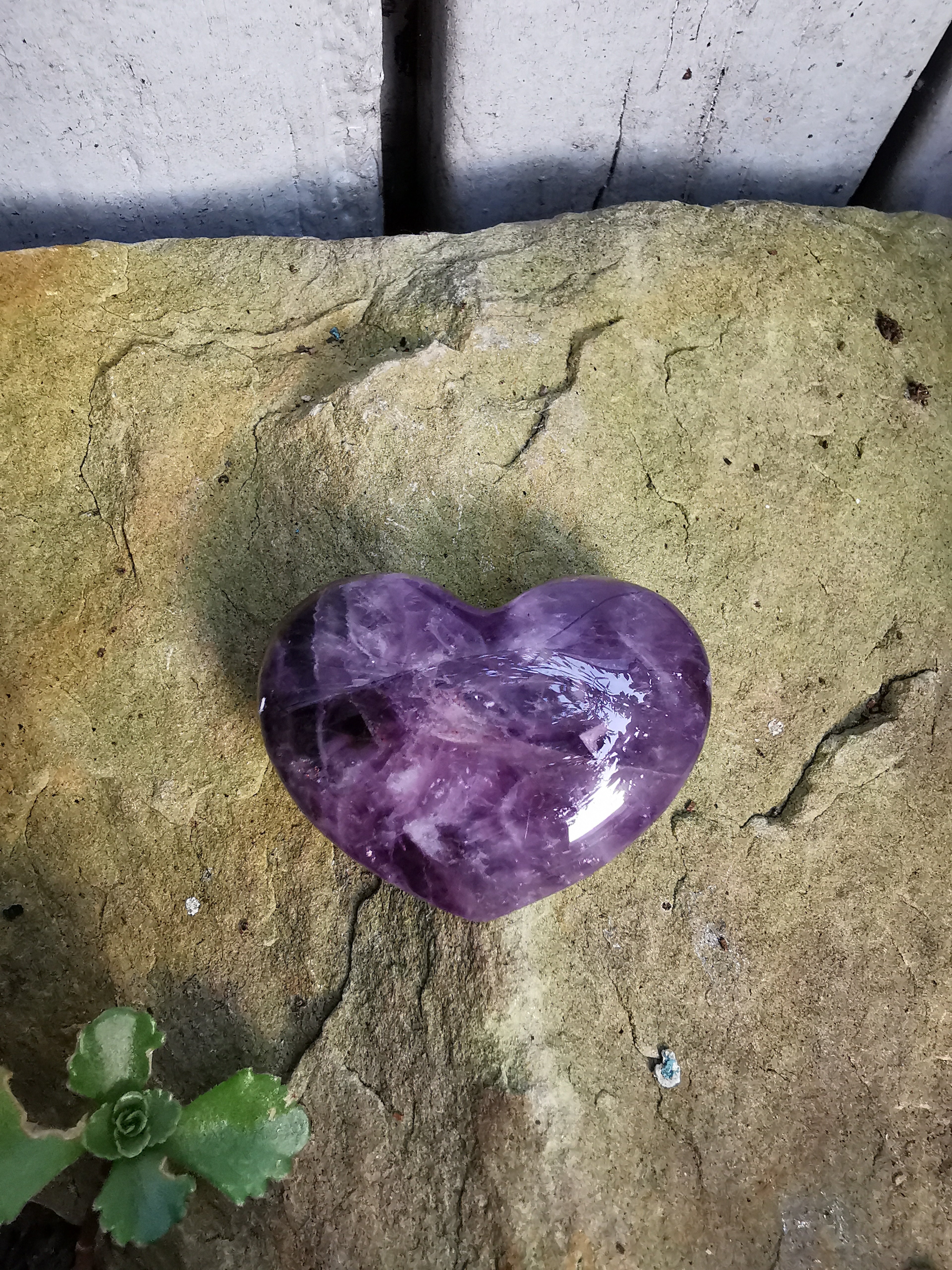 Amethyst Heart - 4cm (width)