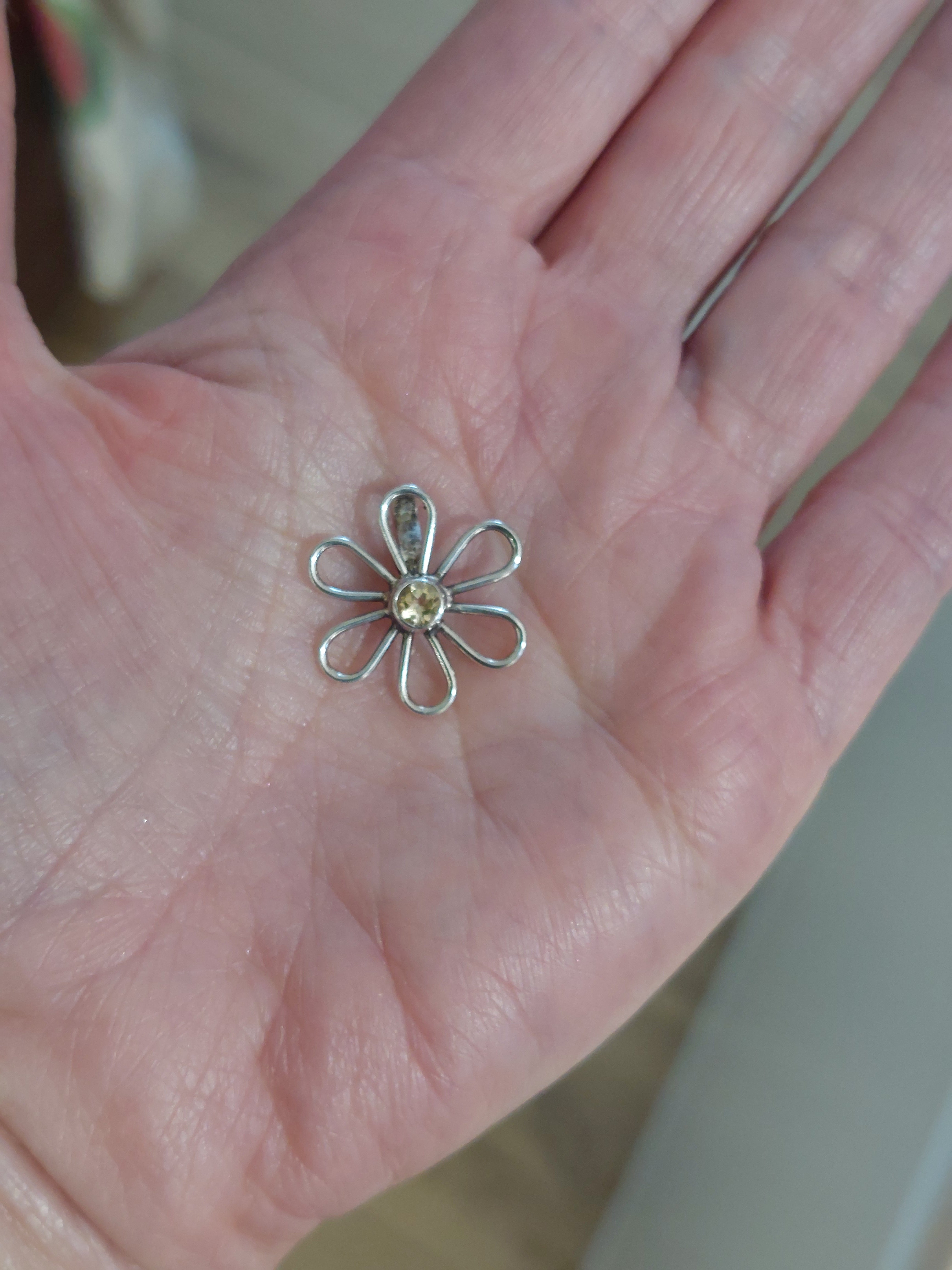 Citrine Faceted Stone Flower Pendant - 925 Sterling Silver