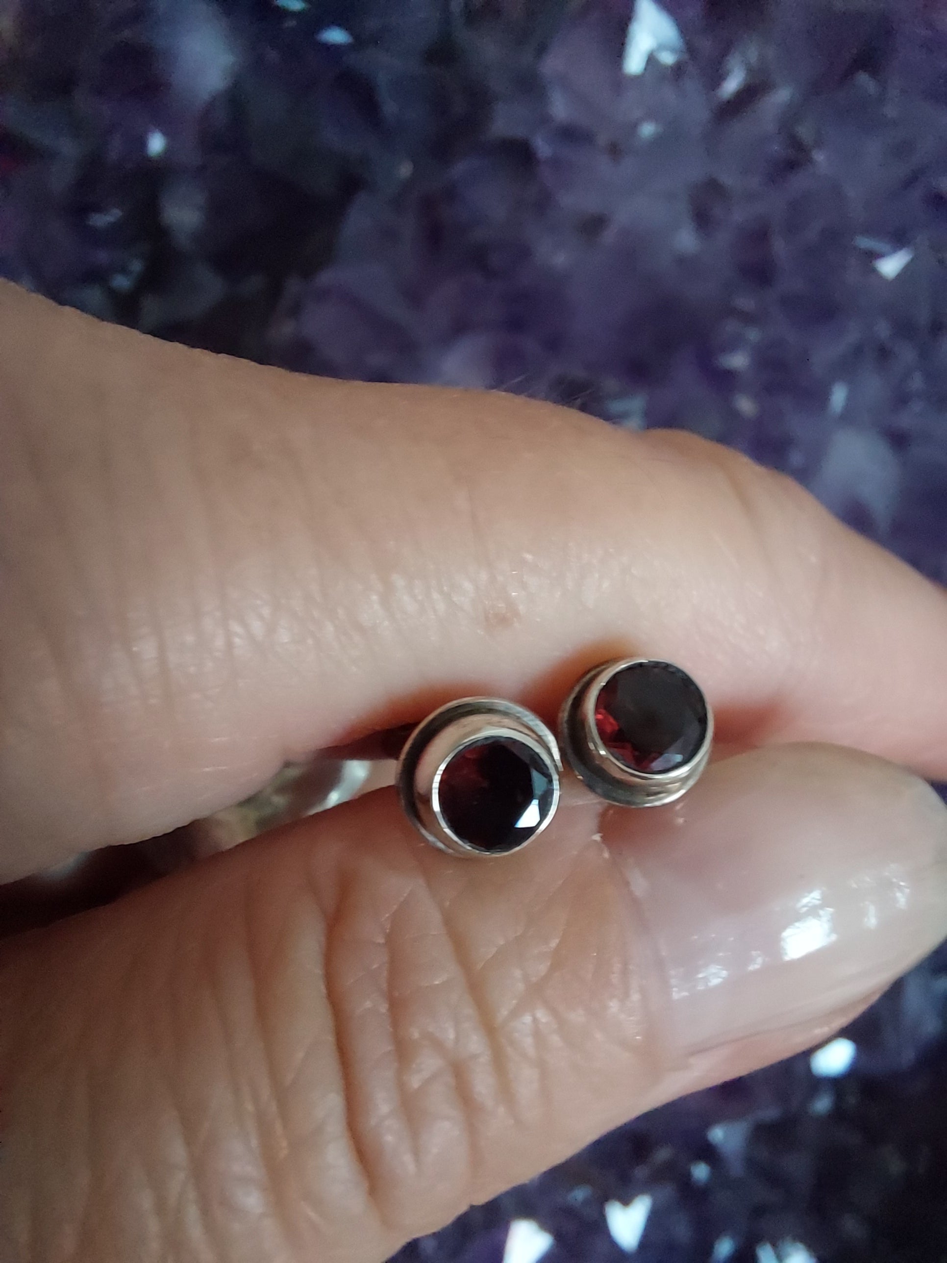 Garnet Round Faceted Stud Earrings - 0.6mm Diameter -  925 Sterling Silver