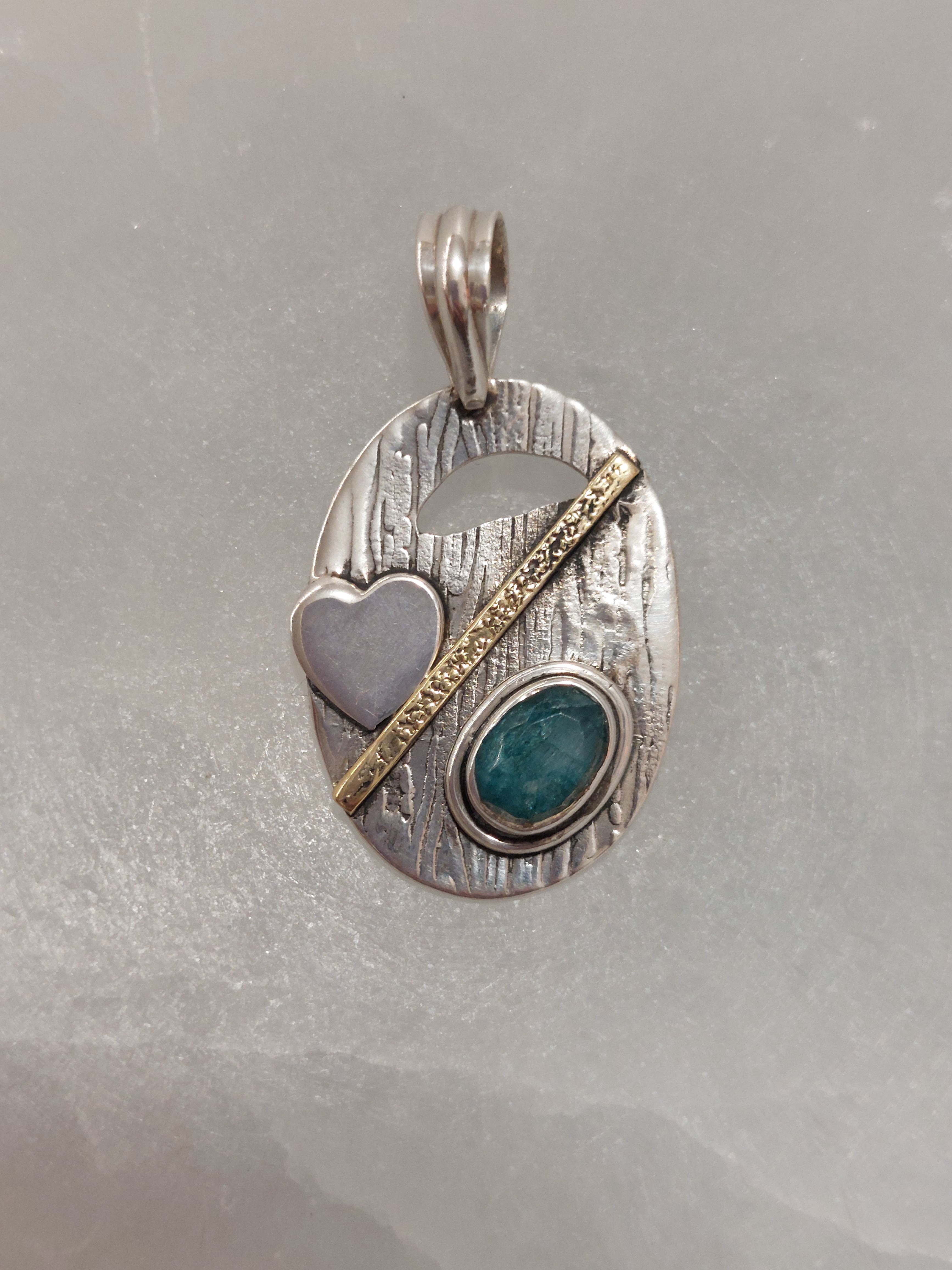 Emerald Oval Textured Pendant with Heart - 925 Sterling Silver