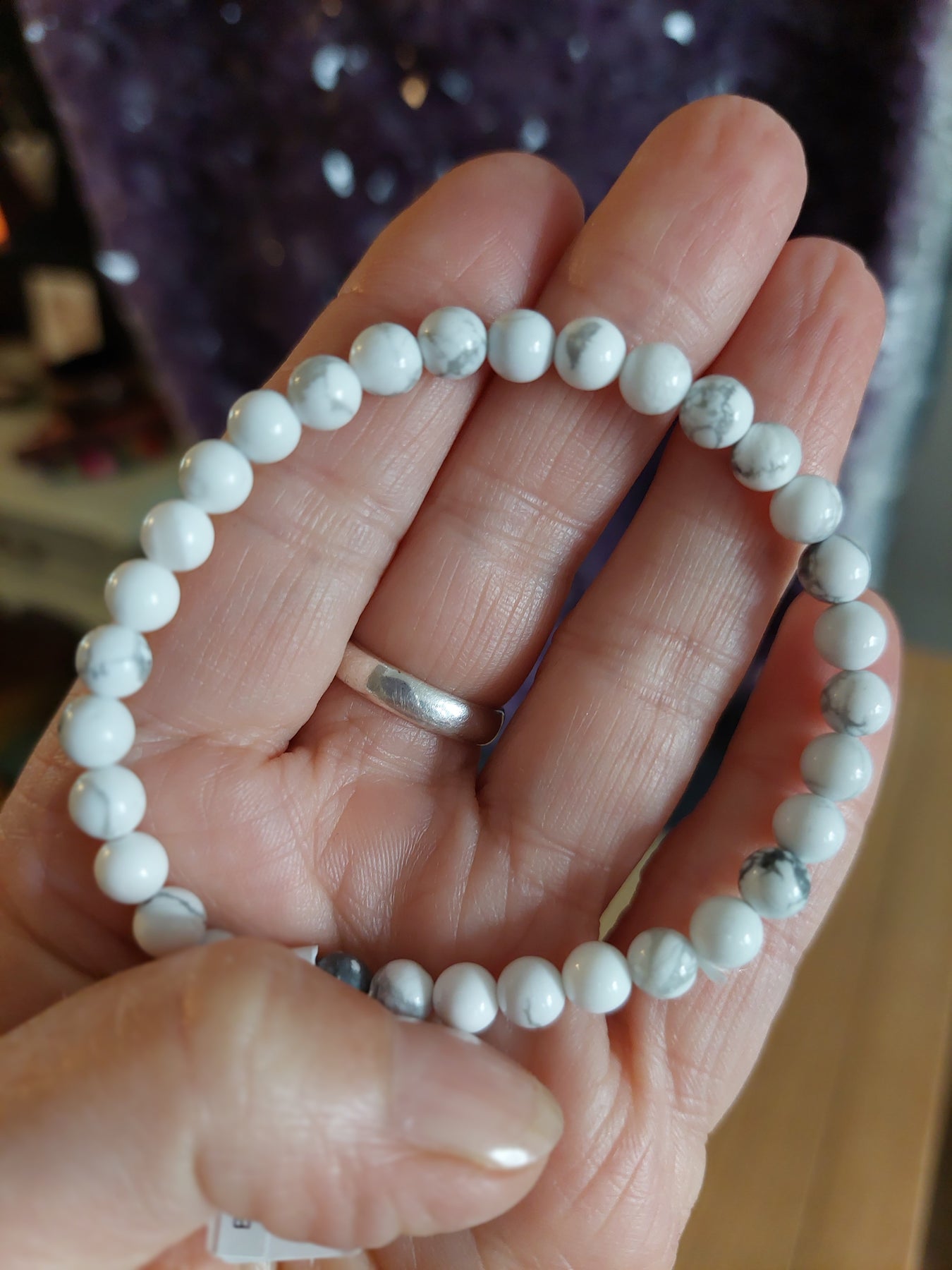 Howlite
