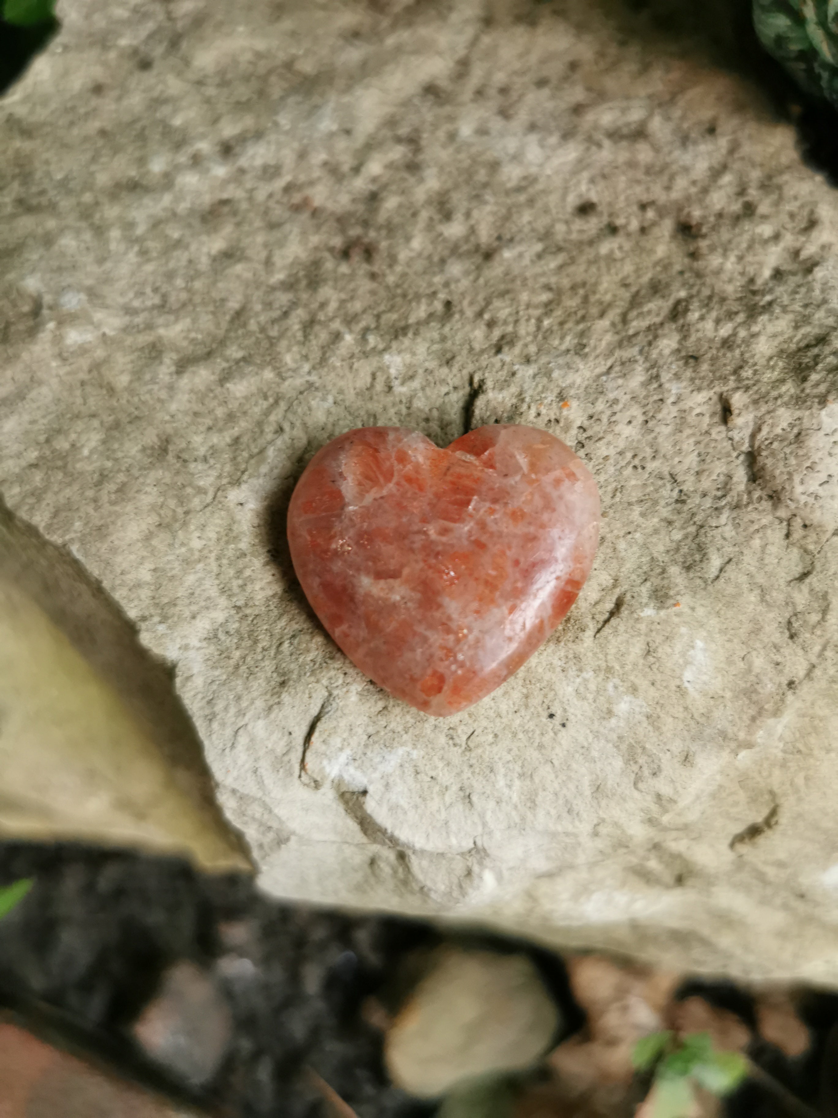 Sunstone Heart - 3cm (width)