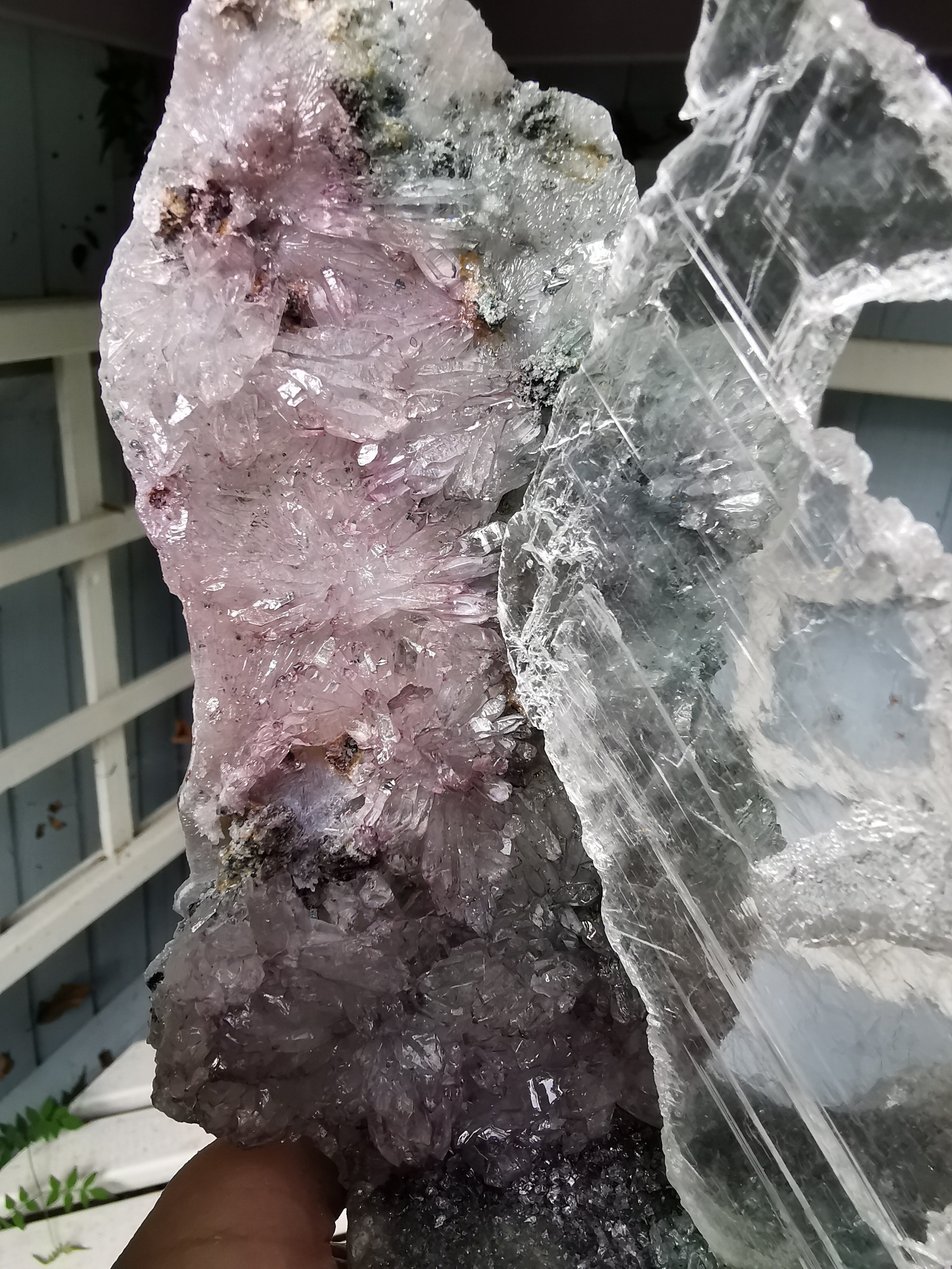 Drusy Quartz and Fishtail Selenite Sculpture