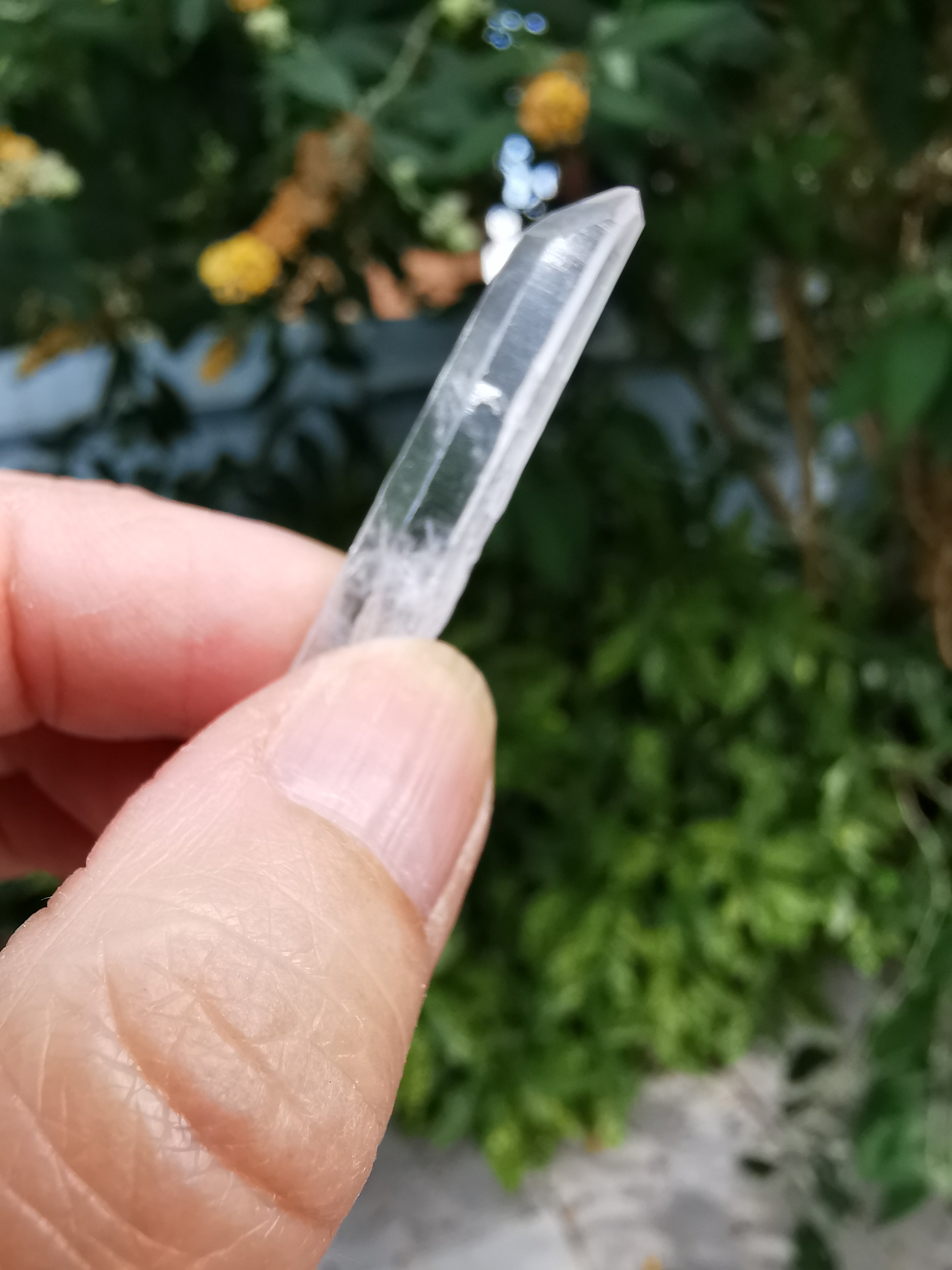 Clear Quartz Natural Point 4cm