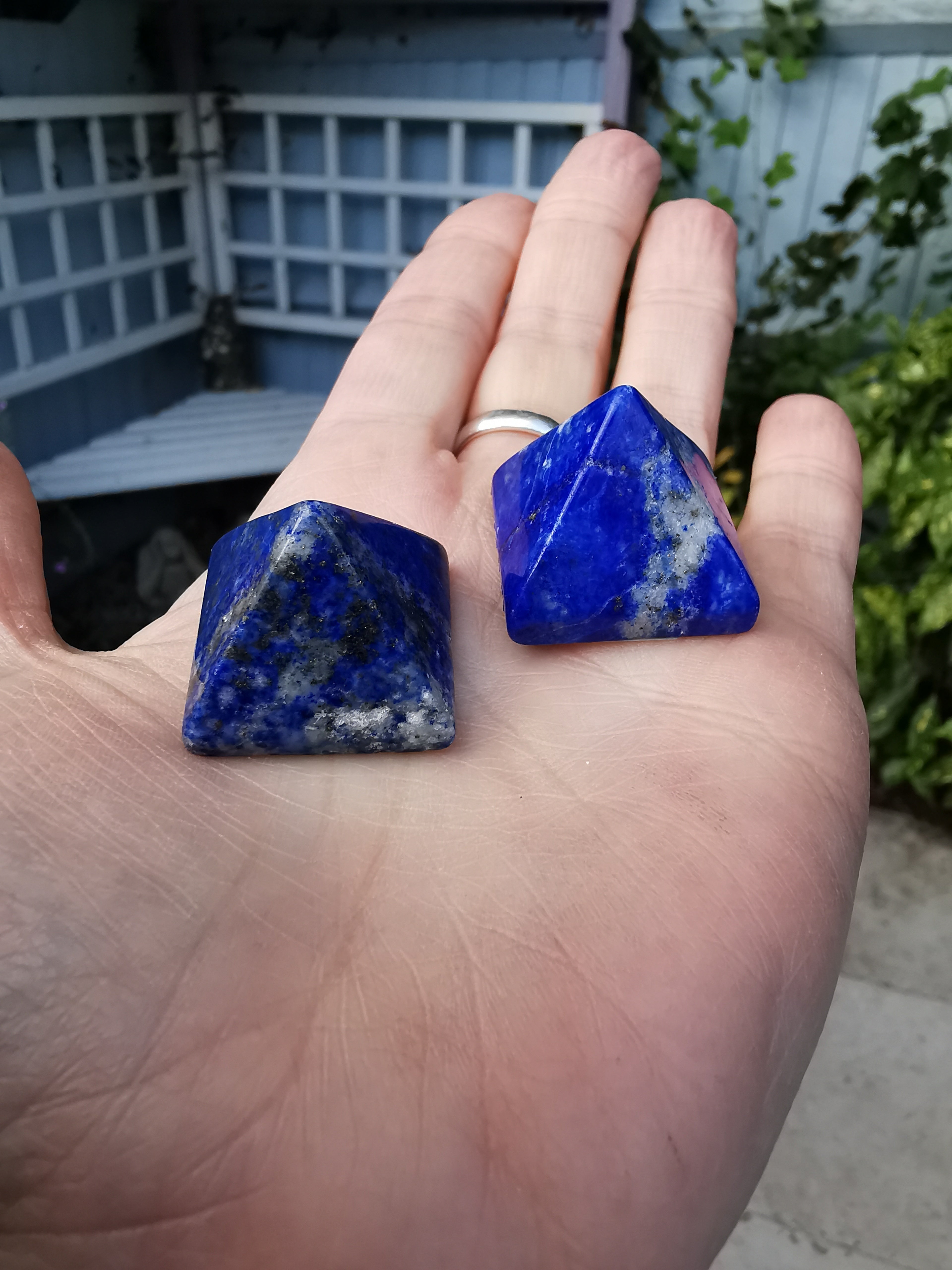 Lapis Lazuli Pyramid - 2cm