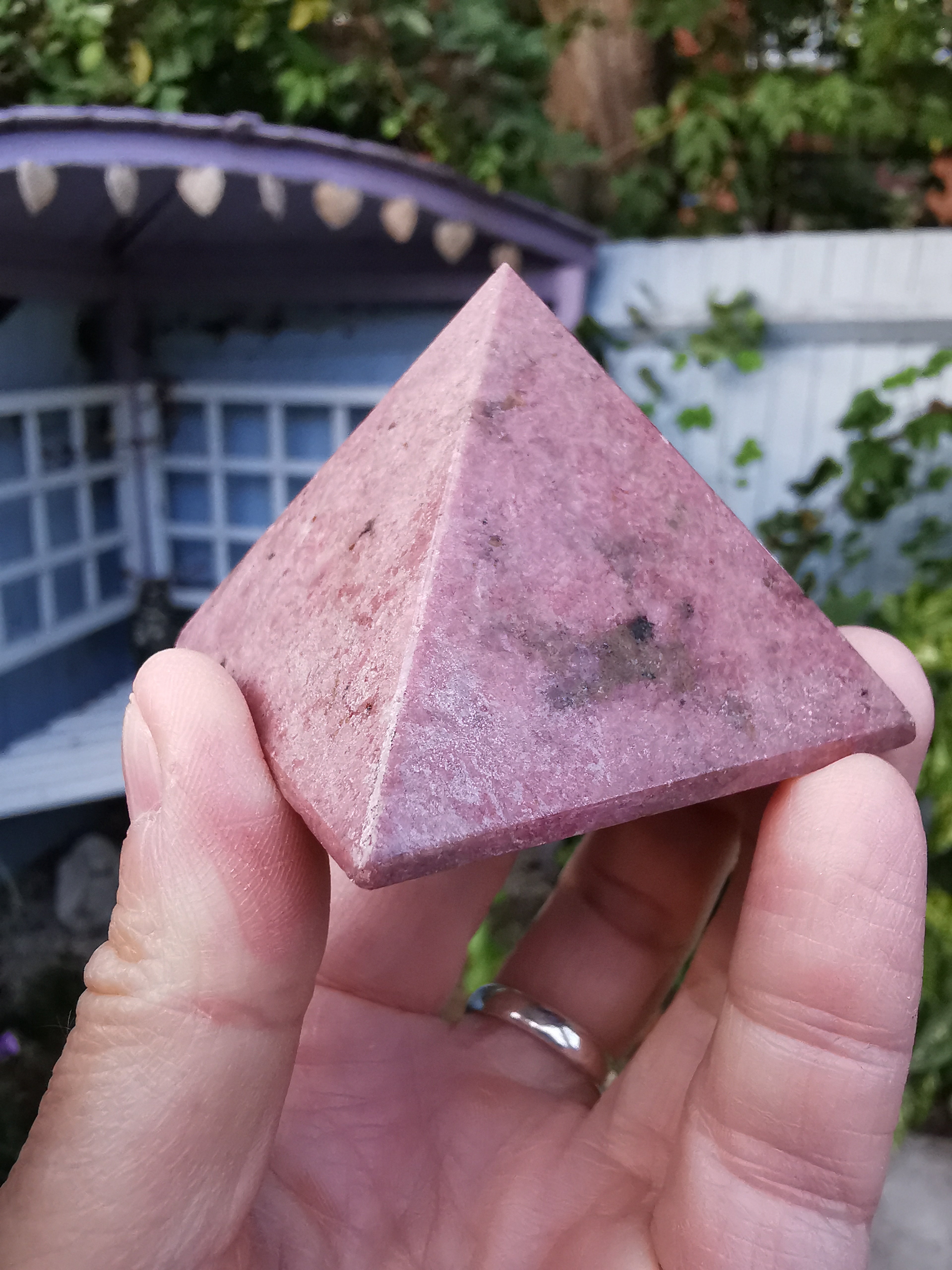 Rhodonite Pyramid - 5cm