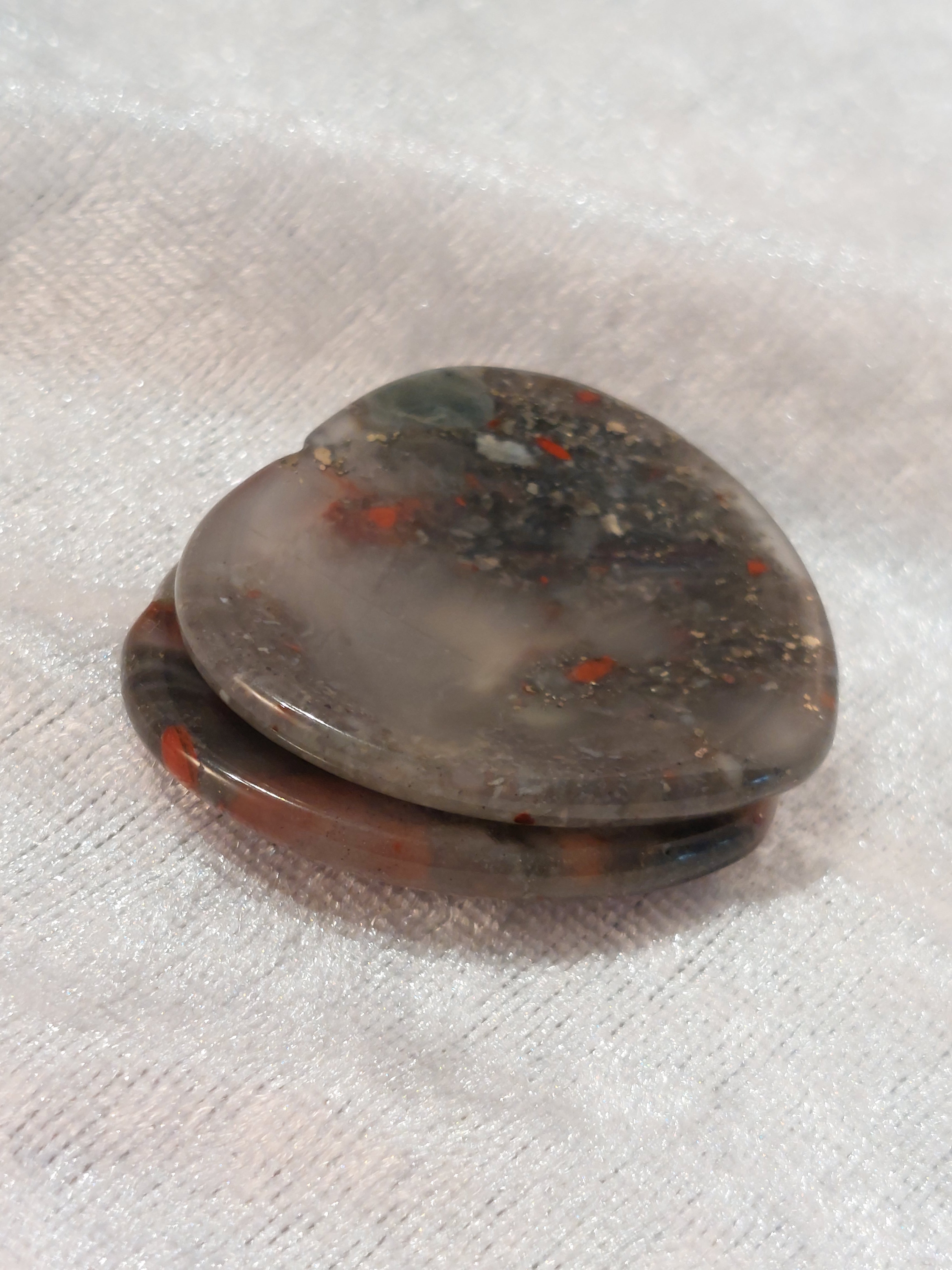 Bloodstone (Heliotrope) Heart Shaped Thumb Stone